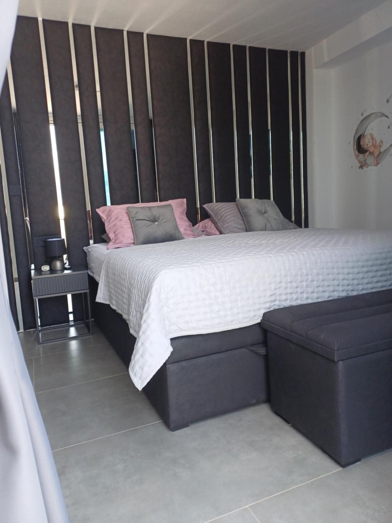 Luxury Villa Noemi Ražanac Buitenkant foto